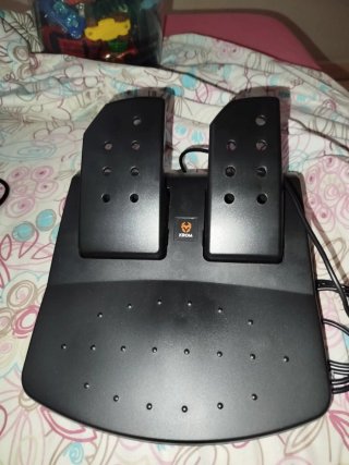 Volante Krom K-Wheel Multi-Plataforma