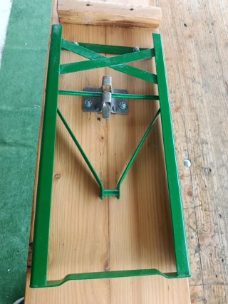 Conjunto de mesa y bancos de madera plegables