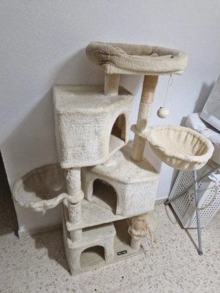 Rascador para gatos de tela y sisal