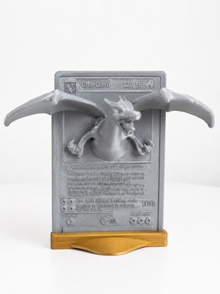 Escultura 3D Charizard Carta Pokémon