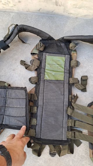 Gilett militare tattico usato