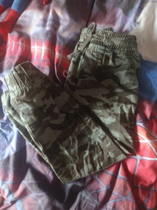Pantalón camuflaje 6 años