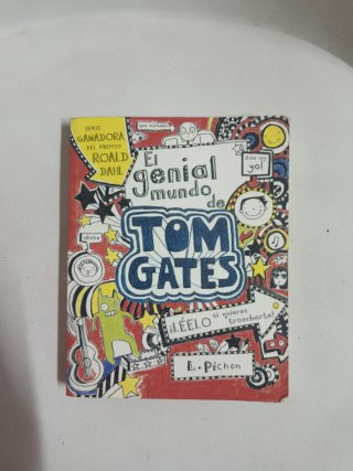 LIBRO TOM GATES 1