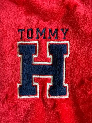 Buzo Tommy Hilfiger 6-9 meses