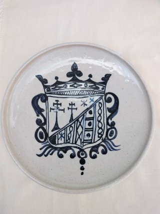 2 Platos Cerámica Toledanos Escudo Azul