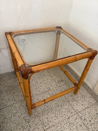 2 Mesitas Auxiliares Bambú y Cristal. Las dos 35€