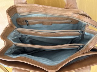 Bolso de piel DYMS marrón