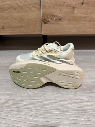 Adidas adizero evo sl Beige/Plata