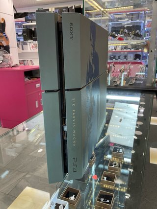 PS4 Uncharted Edición Especial