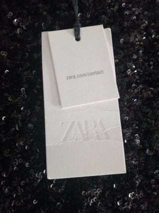 Blusa Zara lentejuelas negra
