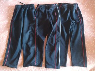 Pantalón chándal Talle 3 Colegio Leonés