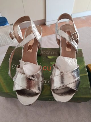 Sandalias plateadas talla 37