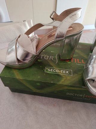 Sandalias plateadas talla 37