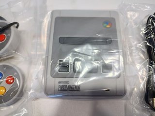 Super Nintendo Classic Mini - Como Nueva