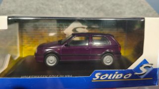 Volkswagen Golf III VR6  Morado