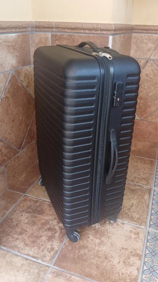 Maleta Grande Negra Primark Nueva
