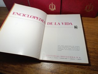 Enciclopedia de la Vida Completa 5 Tomos  Bruguera