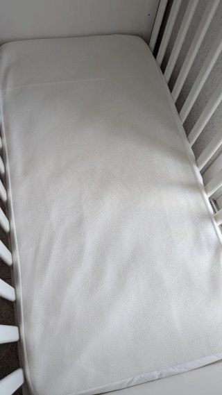 Cuna Ikea Sundvik + Colchón(+protector de colchon)