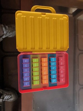 Juego de sílabas en catalán Diset