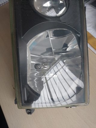 Faro Izquierdo Nissan Terrano