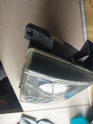 Faro Izquierdo Nissan Terrano
