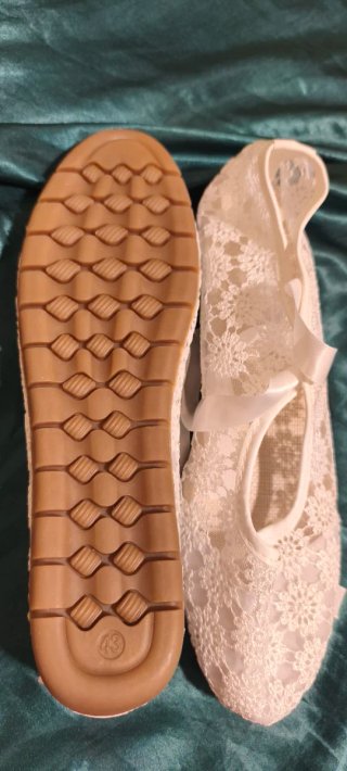 Zapatillas de encaje con lazo