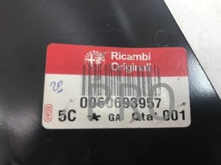Soporte radiador izquierdo alfa 147