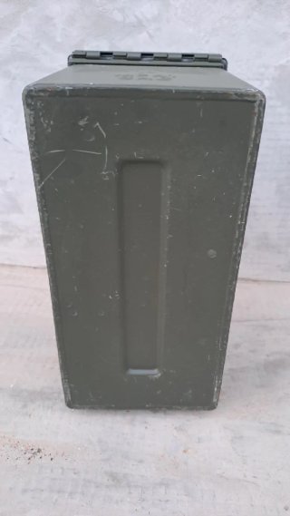 Cassetta metallica militare