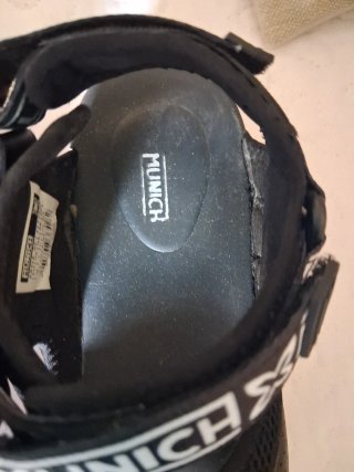 Sandalias Munich Negras