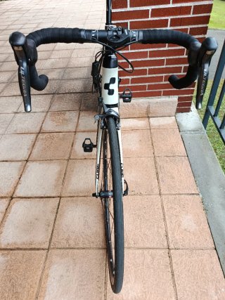 Bicicleta CUBE AGREE GTC Race