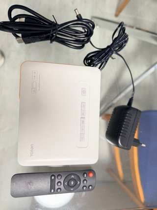 Mini proyector Yoton portátil