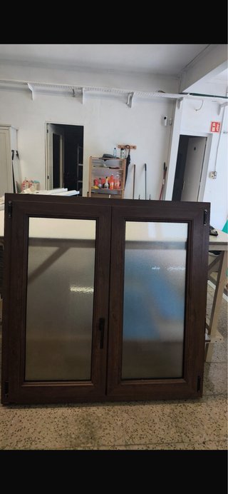 Ventana PVC efecto madera
