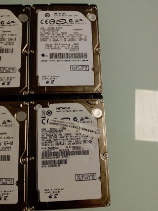 Lote 6 Discos Duros Hitachi 250GB 2.5