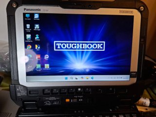 Tableta Panasonic Fz-G2 más teclado y batería extr