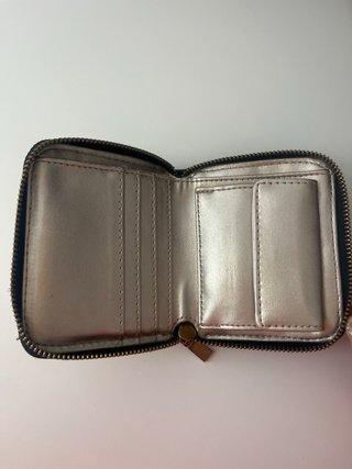 Monedero Guess pequeño