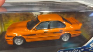 Alpina B10 Biturbo Naranja