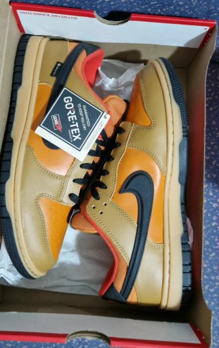 Zapatillas Nike Dunk Low GORE-TEX Wheat Cerámica.