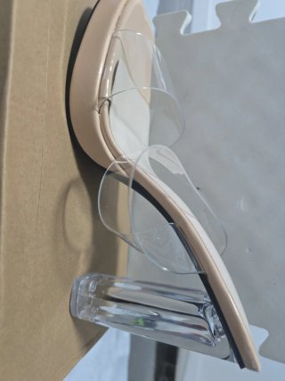 Zapatos de tacón beige transparentes