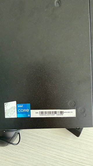 MSI Mini PC Pro con Teclado y Ratón