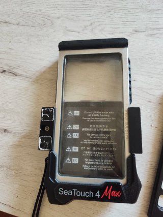 Divevolk Sea Touch 4 Max + carcasas iPhone