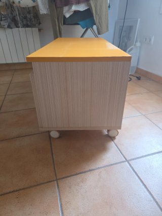 Baúl infantil madera y plástico