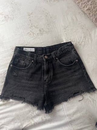 Shorts vaqueros Zara negro desgastados Talla 13/14