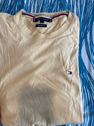 Camiseta Tommy Hilfiger Amarilla