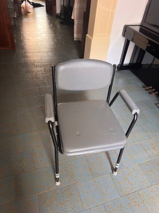 Silla WC Portátil con Cubeta