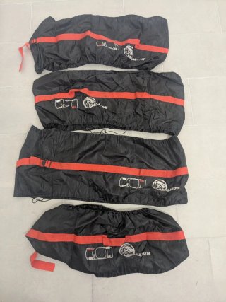 Set 4 Borse Copri Pneumatici Stallion