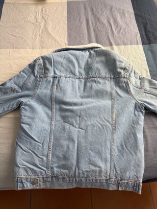 Chaqueta Vaquera Bershka Forrada Talla M