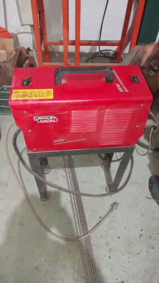 Soldador Inverter Lincoln V200T