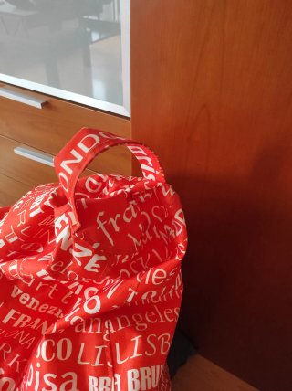 Puff adaptable con estampado de ciudades