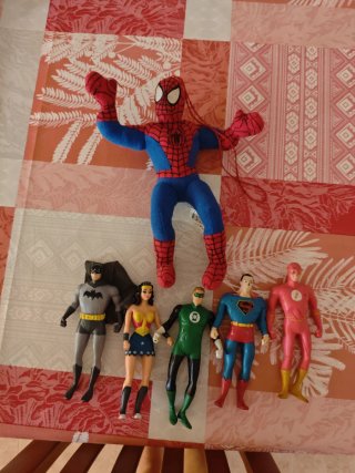 Muñecos Superhéroes Spiderman Batman Superman