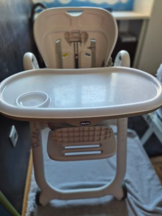 Trona Chicco Polly Progress 5